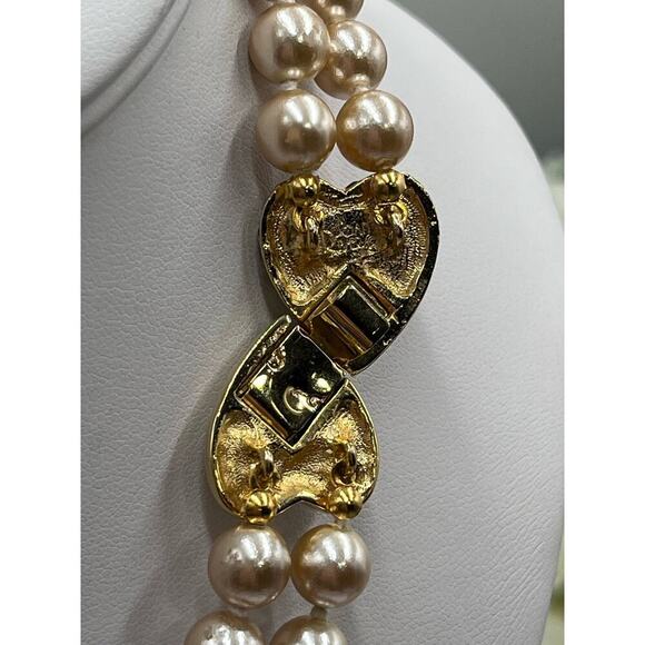 Joan Rivers Vintage Taupe Faux Pearl Double Strand Necklace Pave Heart Clasp - Picture 9 of 13